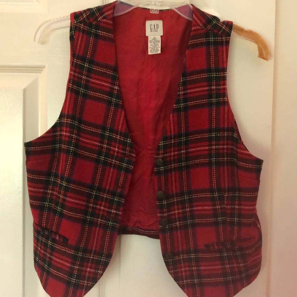 Gap Red plaid vest
